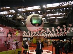 Media Ball, esfera com ecr�.
